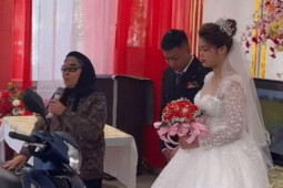 Bạn trẻ - Cuộc sống - Cụ bà nuôi dưỡng cháu gái mồ côi cha mẹ, ngày cưới nghẹn ngào phát biểu đầy xúc động