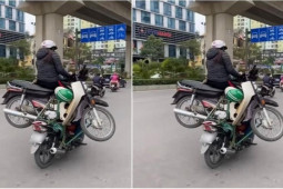 Tin tức trong ngày - Vụ xe máy "công kênh cả người lẫn xe" đi vun vút: Tài xế bị xử lý thế nào?