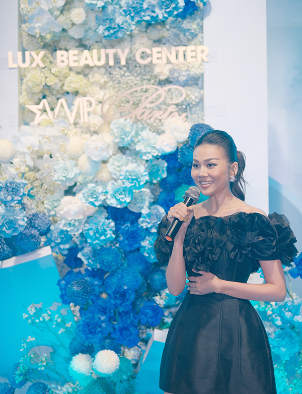 Siêu mẫu Thanh Hằng cùng các học trò The Face hội ngộ tại đêm tiệc VVIP của Lux Beauty Center - 2