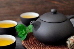 Sức khỏe đời sống - Những "đại kỵ" khi uống trà có thể khiến bạn tụt huyết áp, thậm chí gây nghiện