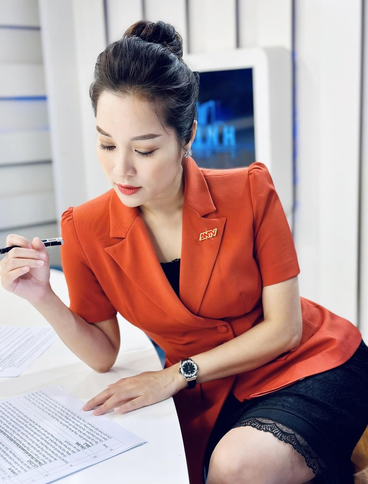 Ở tuổi U40, Minh Hương khiến không ít người trầm trồ vì vẻ ngoài trẻ trung của cô.&nbsp;
