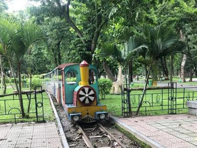 Hà Nội muốn bỏ hàng rào công viên Thống Nhất để làm phố đi bộ Trần Nhân Tông