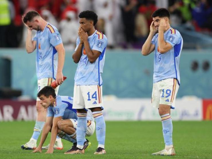 Thế giới - Tây Ban Nha thua sốc tại World Cup: "Chiêu cũ" của CĐV Morocco vẫn hiệu quả?