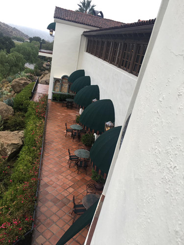 Một góc nghỉ ngơi ngoài ban công