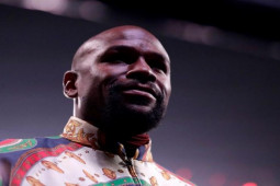 Thể thao - Mayweather giàu "nứt đố đổ vách": Muốn chi 2 tỷ USD mua CLB bóng rổ NBA