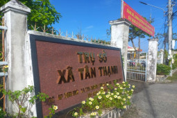 Tin tức trong ngày - Cán bộ xã mang nhiều sổ đỏ của dân đi cầm cố