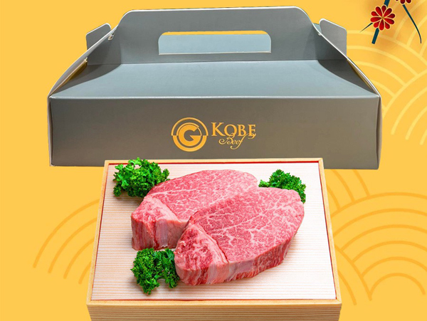 Hộp quà Tết từ thịt bò Kobe Nhật có giá lên đến hàng chục triệu đồng.
