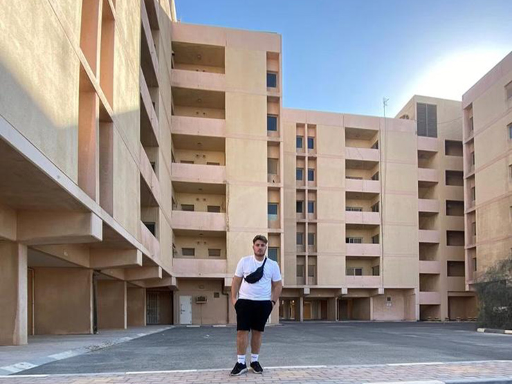 Tới Qatar xem World Cup, chàng trai phát hiện ra một bí mật về nơi này - 2