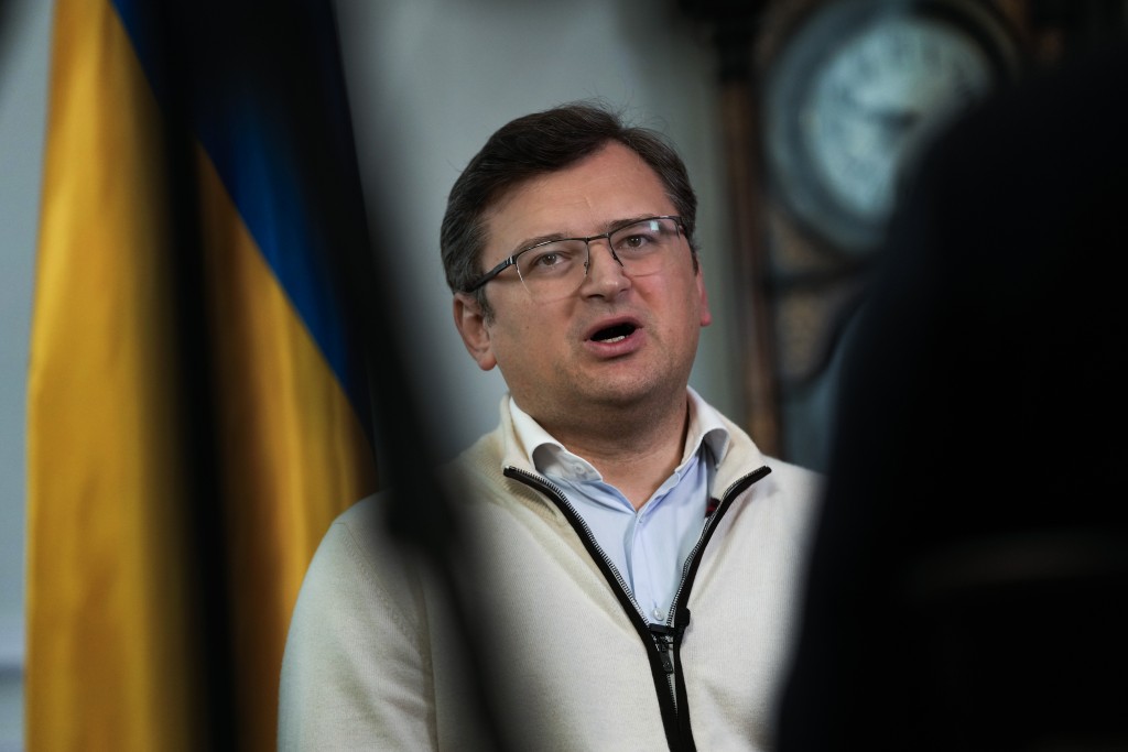 Ngoại trưởng Ukraine – ông Dmytro Kuleba (ảnh: CNN)