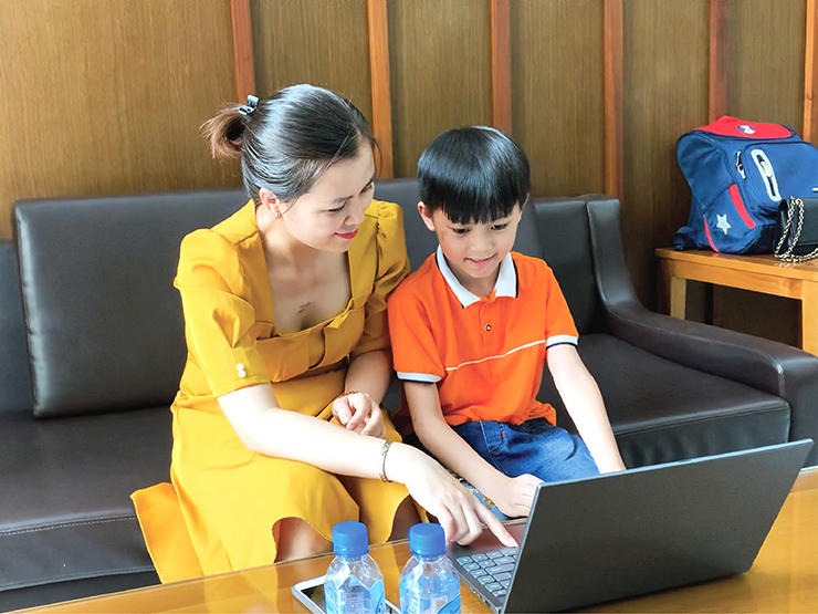 Thời trang Hi-tech - Đánh giá nhanh laptop học sinh "3 trong 1", giá chỉ từ 4,59 triệu đồng