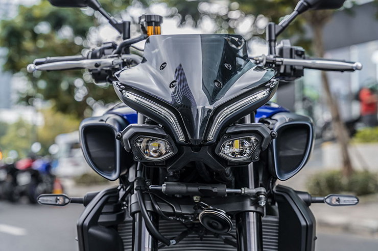 Đánh giá nhanh xe mô tô phân khối Yamaha MT-10 thế hệ mới - 4