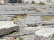 Tin tức trong ngày - Đá vỉa hè vừa lát đã hỏng: Giám đốc Sở Xây dựng Hà Nội nói gì về nguyên nhân?