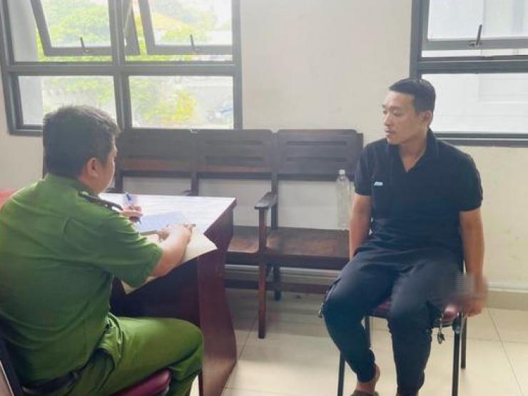 Tin tức trong ngày - Bắt bảo vệ chung cư ở quận 3 mang 4 ôtô của cư dân đi cầm