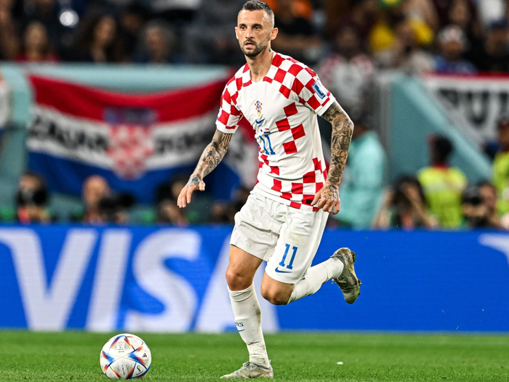 Bóng đá - Ấn tượng World Cup: Cú sút "phi đạn" 121km/h, "người không phổi" chạy 16 km/trận