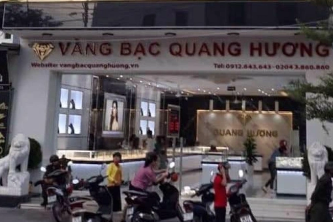 &nbsp;Tiệm vàng Q.H. nơi xảy ra vụ việc.