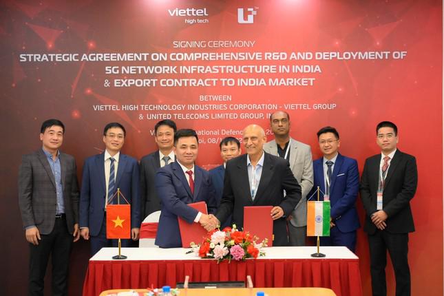 Đại diện Viettel và Tập đoàn UTL ký thỏa thuận Hợp tác triển khai thử nghiệm mạng 5G.