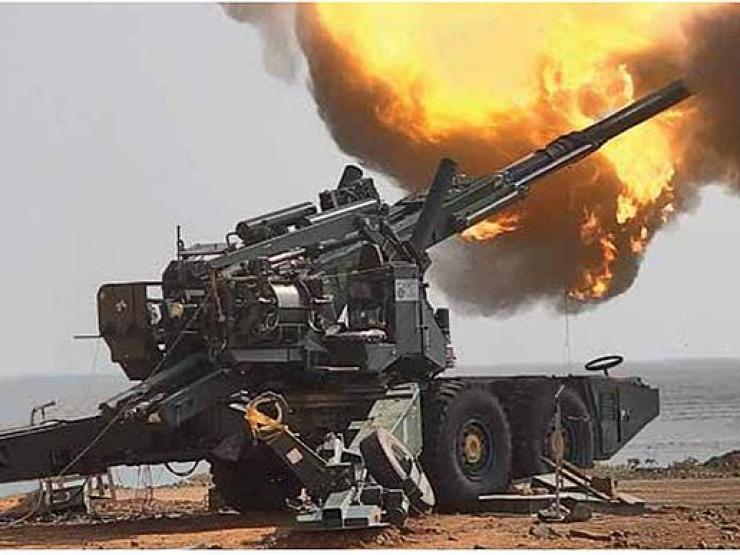 Khám phá khẩu pháo ”lạ” có sức mạnh đáng sợ của Ấn Độ