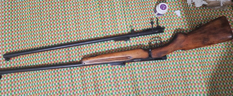 Khẩu súng dài bị thu giữ