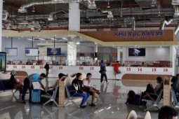 Chưa cao điểm, vé xe khách Tết đã "nóng"