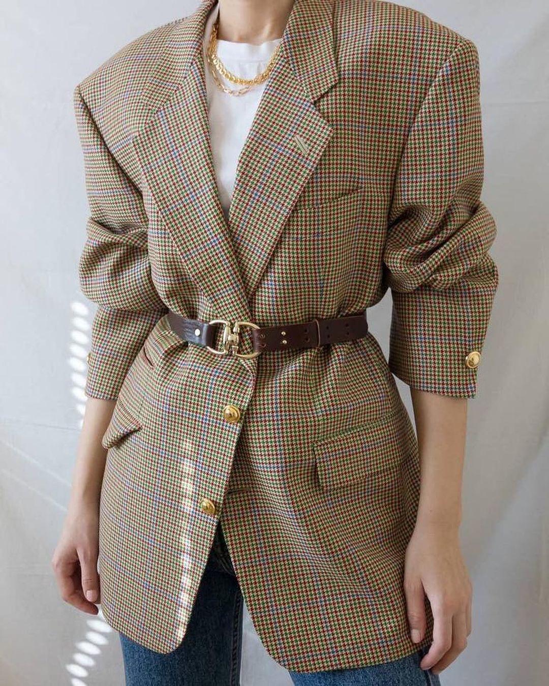 8 cách mix đồ cực chất với áo khoác oversize cho nàng - 2