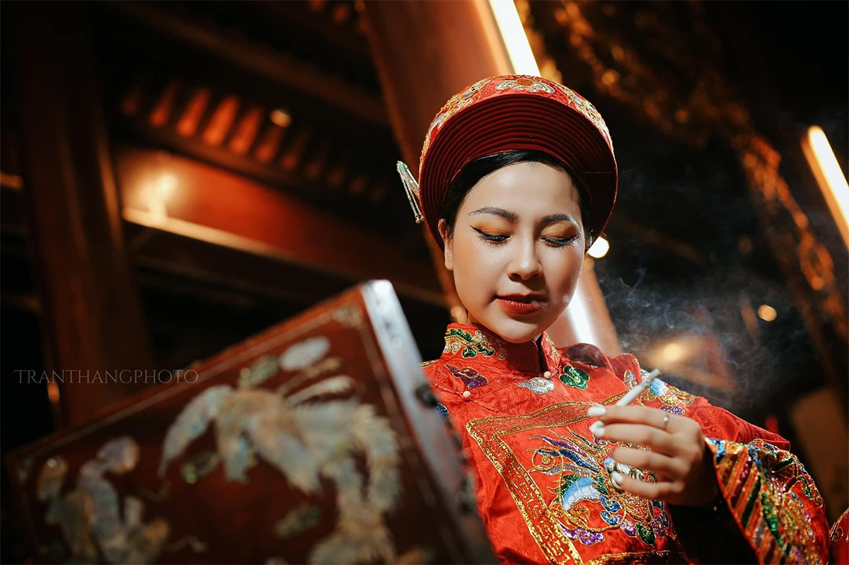 Thanh đồng Nguyễn Hoàng Diệu Ngân mong muốn gìn giữ, lan tỏa giá trị tốt đẹp của tín ngưỡng hầu đồng - 1