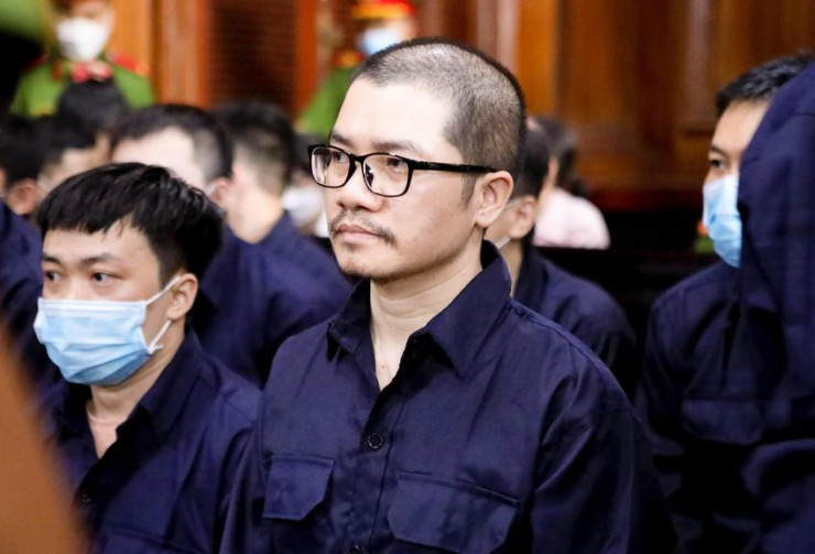 Bị cáo Nguyễn Thái Luyện phủ nhận toàn bộ cáo buộc của VKS. Ảnh: NGUYỆT NHI
