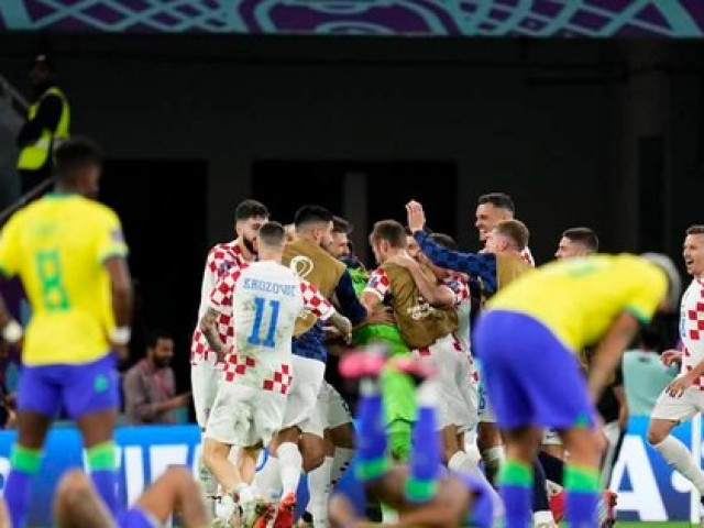 Bóng đá - Brazil bị chê 'Không đấu pháp, không chiến thuật, bị loại là đúng'