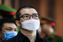 Tin tức trong ngày - Nguyễn Thái Luyện dạy nhân viên "phương pháp truy sát khách hàng"