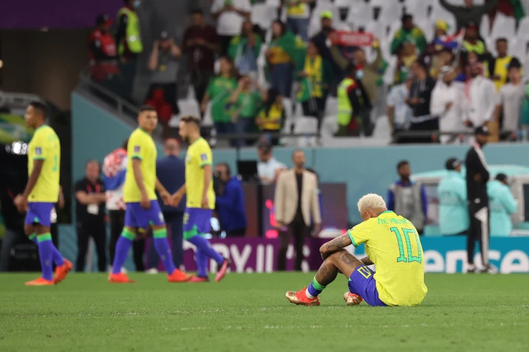 Nỗi thất vọng của cầu thủ Neymar và các đồng đội (ảnh: Al Jazeera)