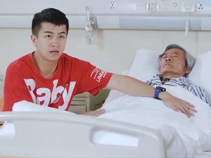 Clip hài hước - Chàng trai cưới được vợ... cho bố nhờ sự hiếu thảo của mình