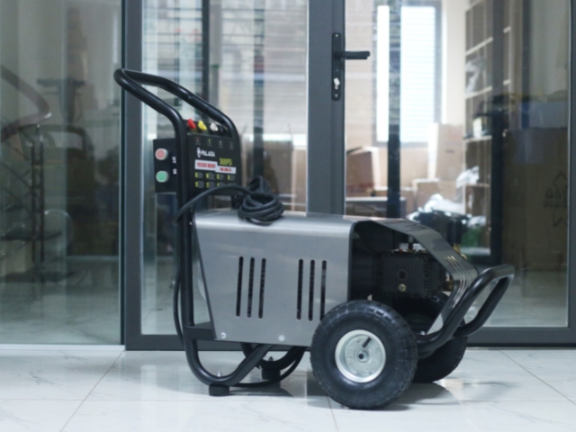 Máy rửa xe ô tô loại nào tốt? 4 model nổi bật hiện nay - 3