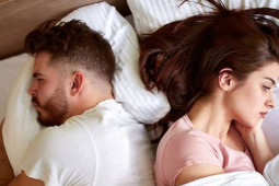 Sức khỏe đời sống - Giấc ngủ ảnh hưởng đến ham muốn tình dục của bạn như thế nào?