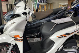 Thị trường - Tiêu dùng - Mẫu xe tay ga Vision rớt giá thê thảm