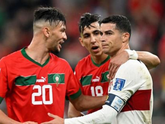 Thế giới - Vì sao Ronaldo và 9 ngôi sao Bồ Đào Nha không về nước sau thất bại ở World Cup 2022?