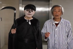 Clip hài hước - Vì sự bất cẩn chàng trai khiến bao người phải khiếp sợ