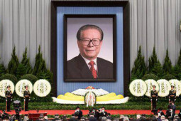 Thế giới - Tro cốt ông Giang Trạch Dân được rải ở cửa sông Dương Tử