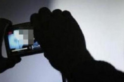 Pháp luật - Tống tiền bạn gái cũ bằng clip "nóng", chủ tịch công ty lãnh 7 năm tù