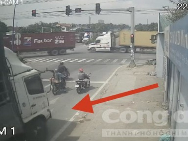 Xe tải vượt đèn đỏ tông hàng loạt phương tiện, 1 phụ nữ mang thai tử vong