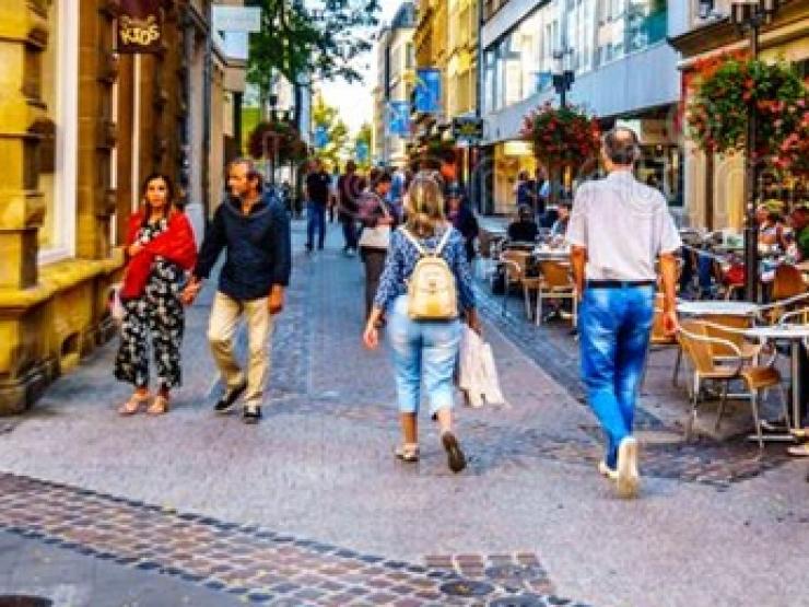 Kinh doanh - Quốc gia từng nghèo khổ, diện tích nhỏ hơn Hà Nội, giờ dân kiếm hơn 3 tỷ/năm