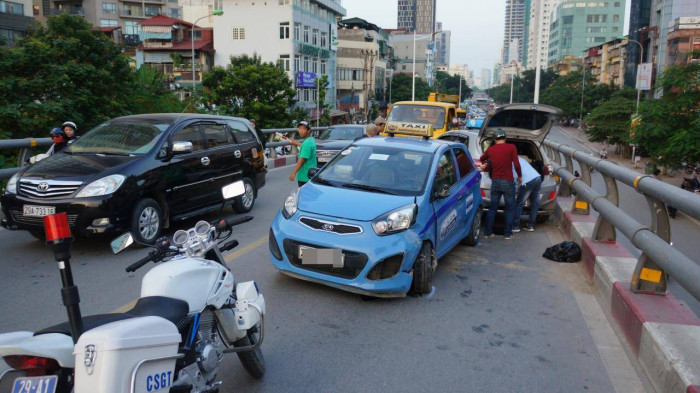 CSGT chỉ cung cấp hồ sơ tài liệu cho đơn vị bảo hiểm trong các vụ TNGT gây tử vong cho bên thứ ba và hành khách. Ảnh minh họa