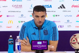 Bóng đá - Thầy Messi nói gì về "món nợ" thua 0-3 ở họp báo Argentina - Croatia?