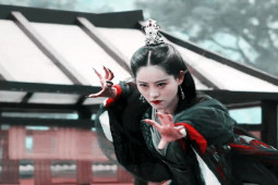 Phim - 5 cao thủ "Ỷ Thiên Đồ Long Ký": Trương Vô Kỵ phải chịu thua trước nhân vật trăm tuổi