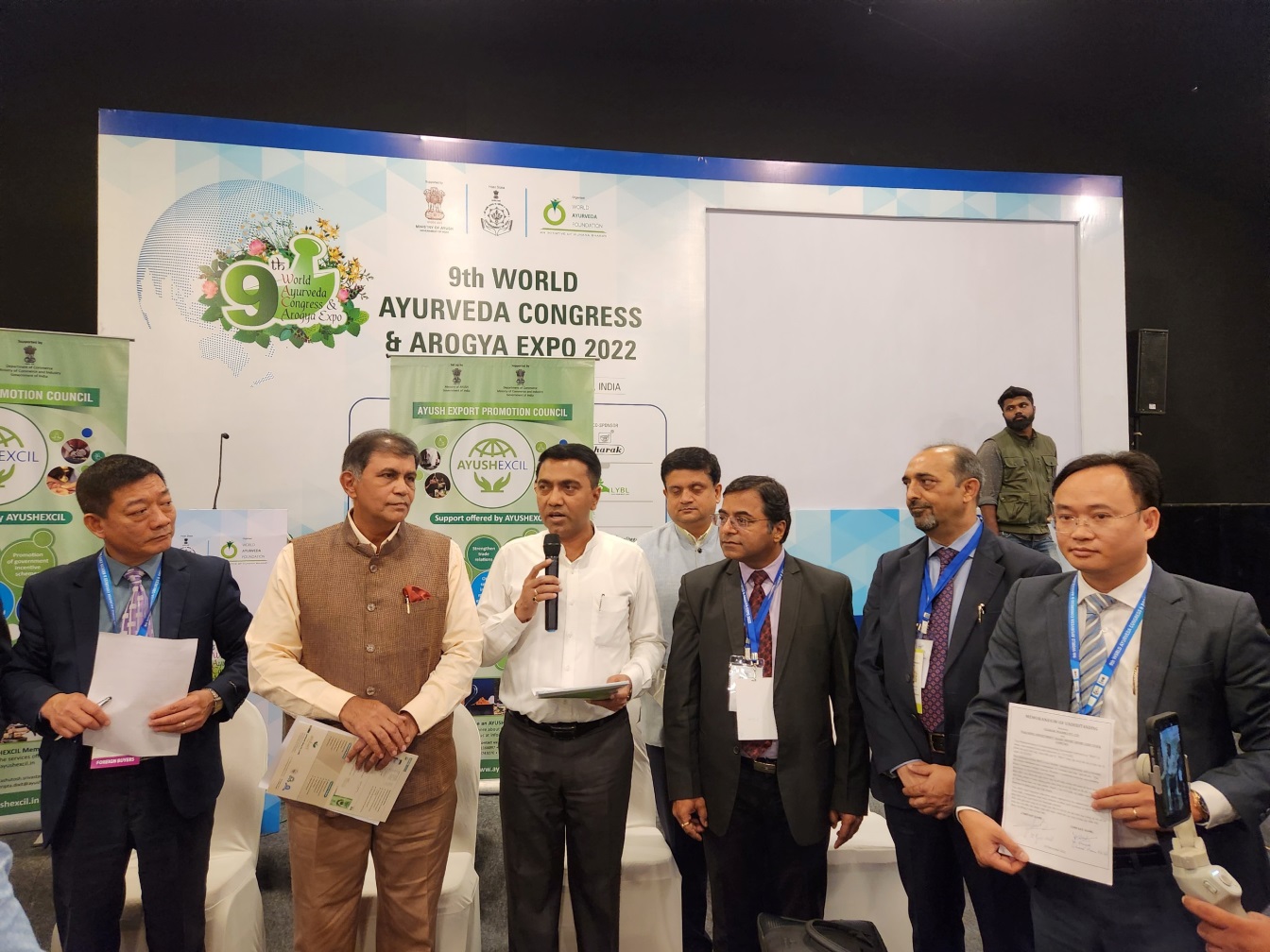 Hợp tác phát triển về y học cổ truyền giữa An Thái Hưng và đối tác Ấn Độ - 2