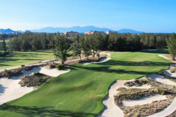 Tin tức trong ngày - Sân golf BRG thông báo cấm cửa với golf thủ đánh nữ caddy