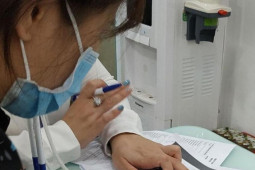 Kinh doanh - Đề xuất ghi âm để dẹp chuyện ngân hàng ép khách mua bảo hiểm, có khả thi?