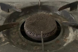 Tin tức trong ngày - Nổ bếp gas mini ở căn tin trường, 9 học sinh bị bỏng