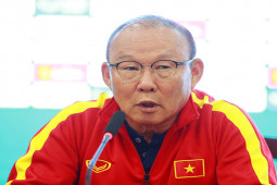 Họp báo ĐT Việt Nam - Philippines: Thầy Park có sợ lộ ”bài tủ” trước AFF Cup?