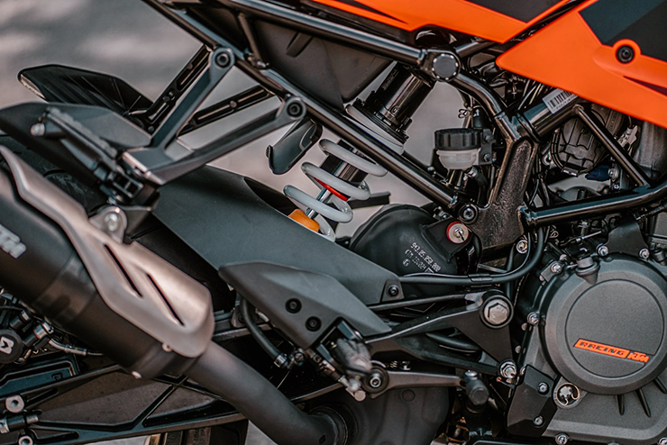 KTM RC390 mới ra mắt tại Việt nam, giá hơn 200 triệu đồng - 4