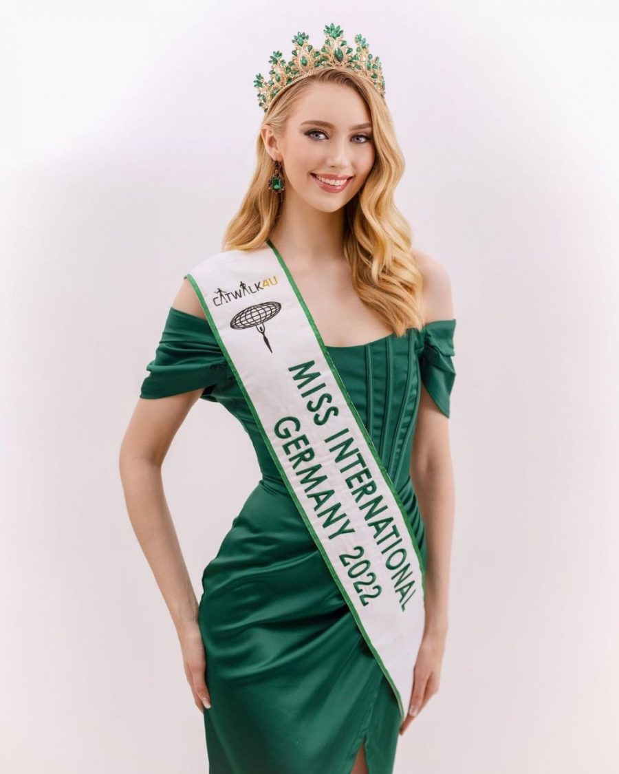 Đại diện của Đức trở thành tân Miss International 2022.