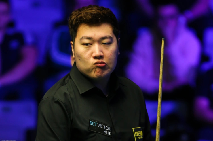Yan Bingtao, cơ thủ hạng 16 thế giới, số 2 Trung Quốc tạm bị đình chỉ thi đấu